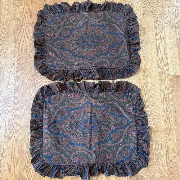 Ralph Lauren Ruffled Pillow Cases - Brown - Picture 1 of 6